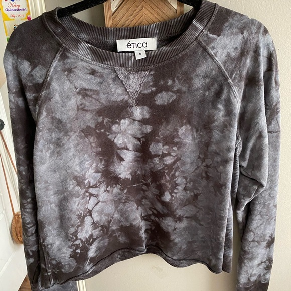 Lulus Sweaters - Ética Washed Black Crop Sweater